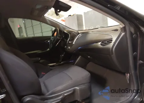 2018 Chevrolet Malibu Lt z USA, uszkodzony, nr VIN 1G1ZD5ST4JF143539